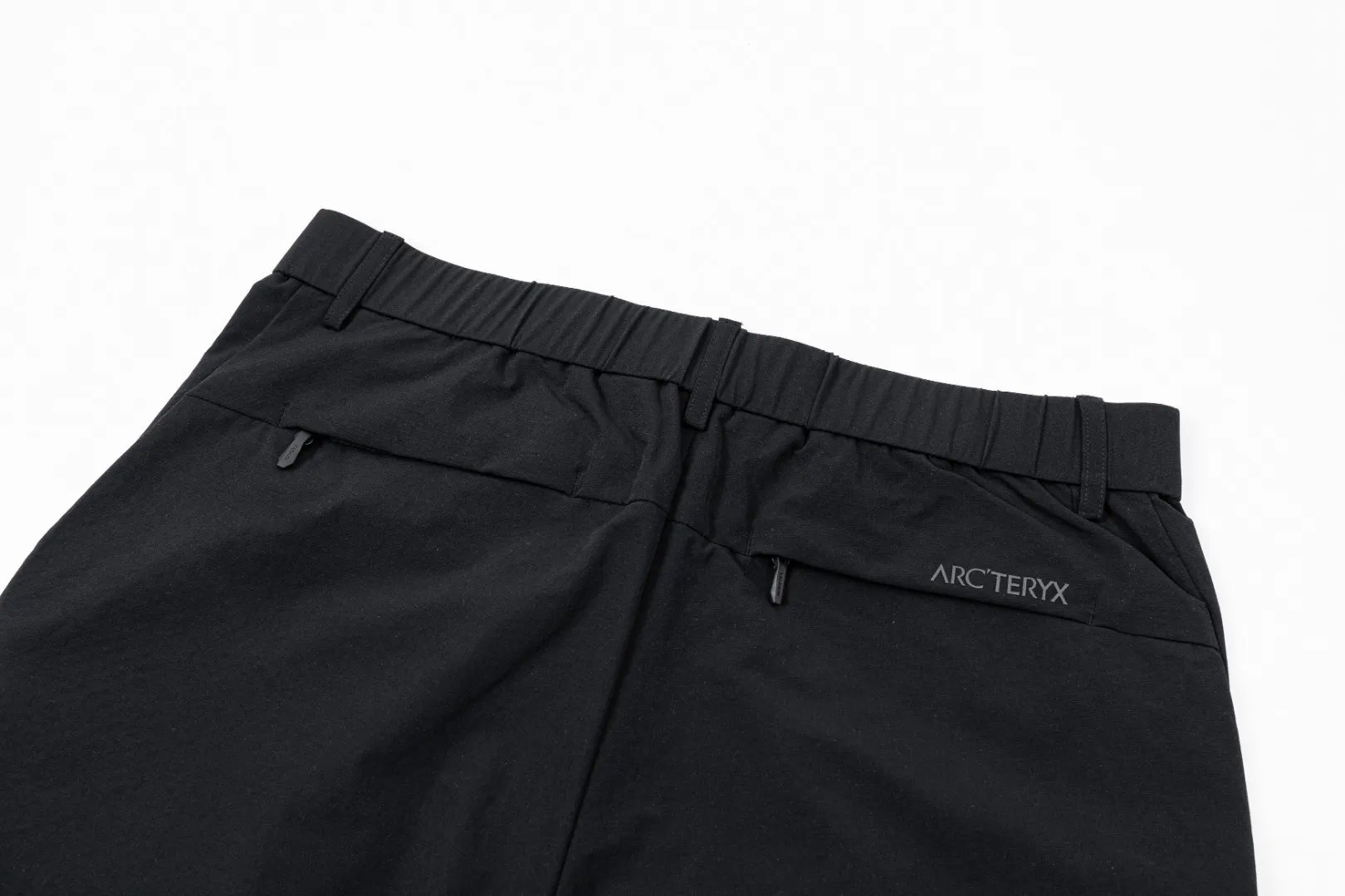 Same Style🌟 ，Classiclogo ， ！ ， ！ ， ! ! Quality ！ ！ / Retro ！ ！ ， ！ Versatile ： Black Sizes : M-3XL